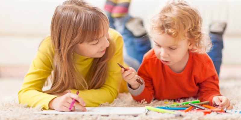 kids writing gratitude notes